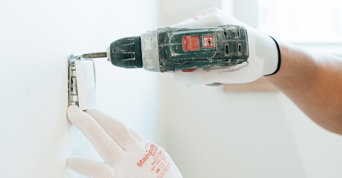 The Benefits of Hiring a Qualified Electrician for Compliance Work